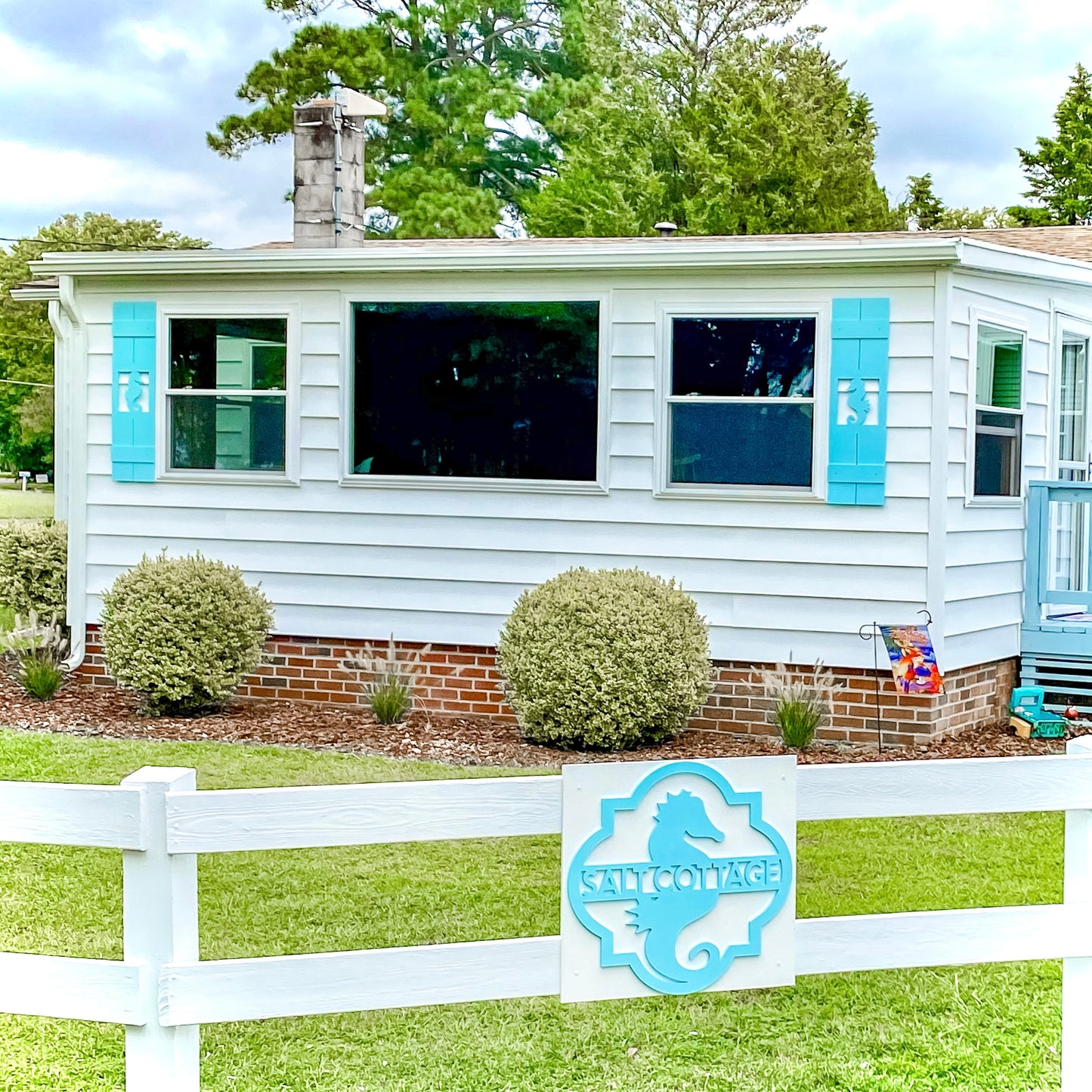 Weatherproof Seahorse Window Shutters for Outdoor Beach House or Coastal Home Decor (Standard Shutter Size)