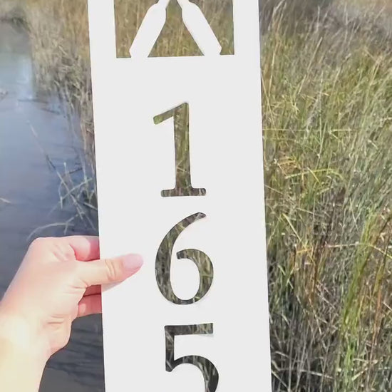 Vertical Canoe Oar Address Sign, Weatherproof PVC House Numbers, Crossed Paddles Address Plaque, Exterior Home Decor for Lake House or Cabin